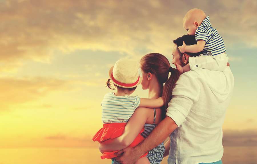 Book Review: The Handbook for 21st Century Mums and Dads – Felicity Evans